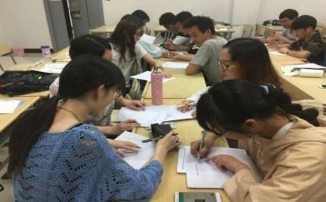初中班团活动方案精选8篇