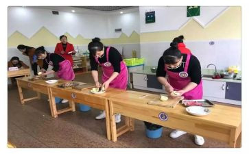 学期班保育员工作总结优质7篇