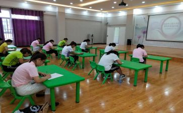 小班下保育员工作总结8篇