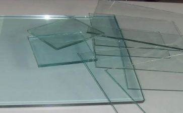 玻璃城读后感6篇