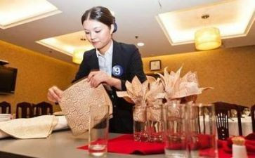 餐饮部半年度工作总结6篇