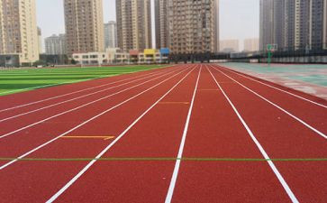 《操场上》教学反思8篇