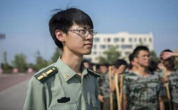 学校辅导员工作总结5篇