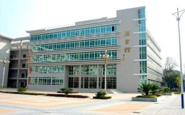 大专自我鉴定通用800字7篇