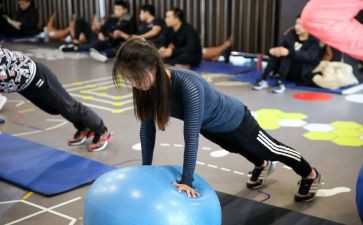 中班早锻炼教案6篇
