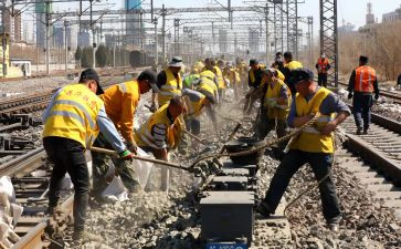 2024年铁路工务述职报告5篇