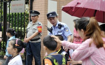 小学生爱护校园环境演讲稿6篇