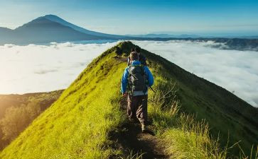 颁奖人物事迹5篇