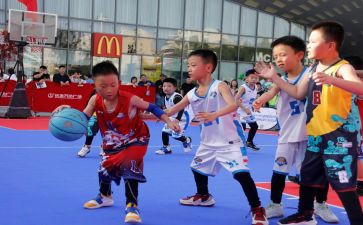 行进间运球上篮教案7篇