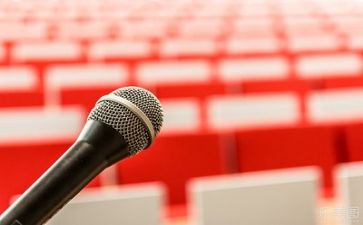 讲故事的演讲稿8篇