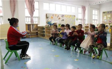 幼儿园教师中班教师总结模板8篇