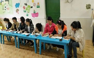 中班主班学期工作总结8篇